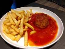 Restaurant Le Sambre et Meuse - Boulette sauce tomate frite