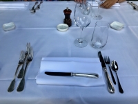 Restaurant Le Gril aux Herbes - La table Restaurant Le Gril aux Herbes - La table