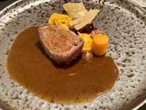 Restaurant Quai N°4 - Canard de chasse / courge / dim Sum / saté