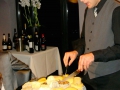 Restaurant Au Gré du Vent : Le sommelier Jean-Adelson Razée en action avec les fromages