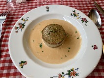 Bouchon lyonnais Le Musée - Gâteau de foies de volaille