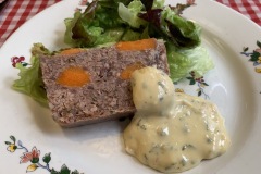 Bouchon lyonnais Le Musée - Terrine de paleron Bouchon lyonnais Le Musée - Terrine de paleron
