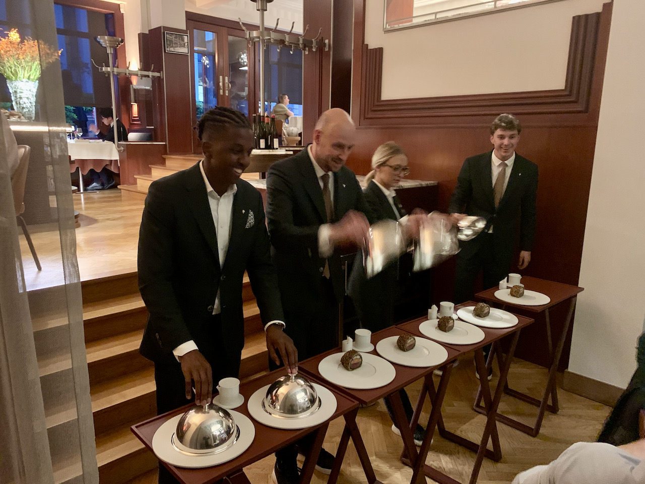 Bozar restaurant - Le service du granivore