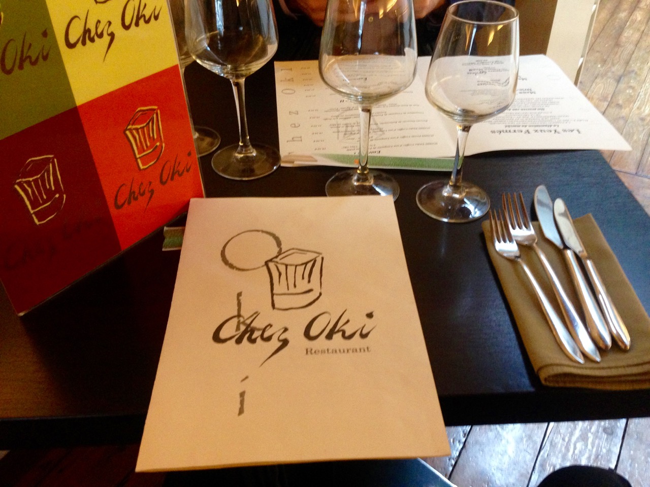 Chez Oki, Restaurant japonais à Ixelles - Table