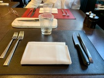 Le comptoir de l'eau vive -  Les tables hautes