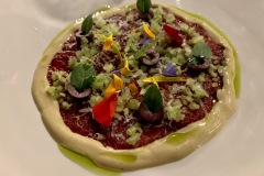 Greenhouse by BonBon - Kaisin - Carpaccio de Boeuf du Jardin à la concentration de tomates à l’eau fumée – Vinaigrette Harry´s Bar Greenhouse by BonBon - Kaisin - Carpaccio de Boeuf du Jardin à la concentration de tomates à l’eau fumée – Vinaigrette Harry´s Bar