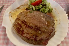 Hostellerie de L'Oise - Steak et salade Hostellerie de L'Oise - Steak et salade