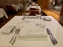 Restaurant Les Caves d'Alex - La table Restaurant Les Caves d'Alex - La table