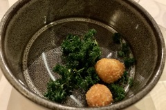 Restaurant Les Caves d'Alex - Mini croquettes de crevettes Restaurant Les Caves d'Alex - Mini croquettes de crevettes