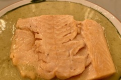 Les Grands Buffets à Narbonne - Escalope de saumon à l'oseille Les Grands Buffets à Narbonne - Escalope de saumon à l'oseille
