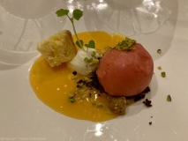 Restaurant Lucana -Ricotta, génoise à l'huile d'olives,  coulis de carotte-orange, sorbet à l'orange sanguine,