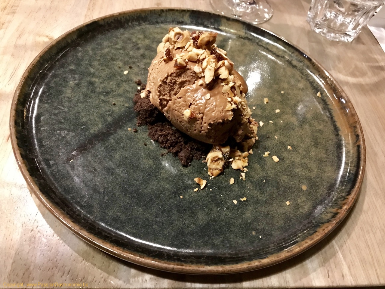 Restaurant Bistro Racine - Mousse chocolat-noisettes
