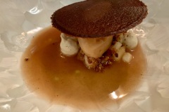 Restaurant Bon-Bon - Délice de poires royales, consommé au cacao Restaurant Bon-Bon - Délice de poires royales, consommé au cacao