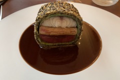 Restaurant Bozar - Pigeon du Mont Royal en croûte de graines foie gras d’oie, anguille fumée par nos soins