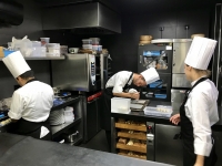 Restaurant Celler de Can Roca - Le coin patisserie dans la cuisine Restaurant Celler de Can Roca - Le coin patisserie dans la cuisine
