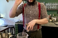 Restaurant Cocktail Cipiace - Le barman en action Restaurant Cocktail Cipiace - Le barman en action