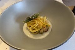 Restaurant Couvert Couvert - Noix de Saint-Jacques, betteraves, gingembre, algues Restaurant Couvert Couvert - Noix de Saint-Jacques, betteraves, gingembre, algues