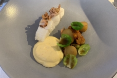 Restaurant Couvert Couvert - Lieu Jaune crevettes grises, piment, sauce hollandaise Restaurant Couvert Couvert - Lieu Jaune crevettes grises, piment, sauce hollandaise