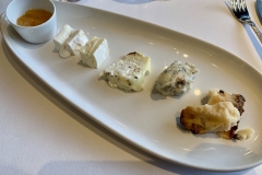 Restaurant Da Mimmo - Notre sélection de fromages, fruits secs Restaurant Da Mimmo - Notre sélection de fromages, fruits secs