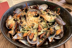 La Guinguette - Moules gratinées La Guinguette - Moules gratinées