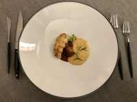 Restaurant La Ligne Rouge - Langoustine, ris de veau, béarnaise homardine Restaurant La Ligne Rouge - Langoustine, ris de veau, béarnaise homardine