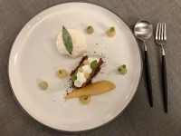 Restaurant La Ligne Rouge - Dessert autour de la poire Restaurant La Ligne Rouge - Dessert autour de la poire