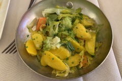 Restaurant La Mère Poulard - Accompagnement petits légumes Restaurant La Mère Poulard - Accompagnement petits légumes