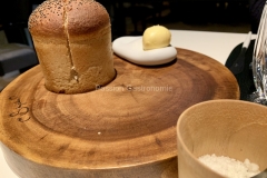 Restaurant La Plage d'Amée - Le pain maison et le beurre d'Isigny