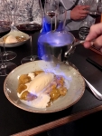 Restaurant La Table du Boucher - Mirabelle poêlées et flambées, glace vanille