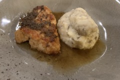 Restaurant La Vigneraie - Ris de veau et purée céleri à la truffe Restaurant La Vigneraie - Ris de veau et purée céleri à la truffe