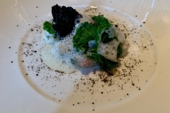 Restaurant La Villa Emily - Tartare de bar et huitre Restaurant La Villa Emily - Tartare de bar et huitre