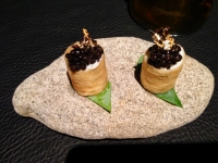 Restaurant La Villa In The Sky - Pomme de terre et caviar Restaurant La Villa In The Sky - Pomme de terre et caviar