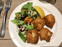 Restaurant Le Faitout - Les croustillons au fromage et lardons, recette de ma grand-mère Restaurant Le Faitout - Les croustillons au fromage et lardons, recette de ma grand-mère