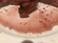 Restaurant Le Faitout - Du sang dans une entrecôte maturée ? Restaurant Le Faitout - Du sang dans une entrecôte maturée ?