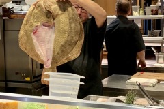 Restaurant Gril aux herbes - Le chef Evan et son turbot Restaurant Gril aux herbes - Le chef Evan et son turbot