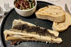 Restaurant Les Caves d'Alex - Os à moelle à la truffe Restaurant Les Caves d'Alex - Os à moelle à la truffe