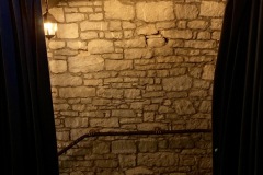 Restaurant LOriginal - Les escaliers vers la salle Restaurant LOriginal - Les escaliers vers la salle
