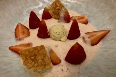 Restaurant LOriginal - Dessert autour des fraises romanoff