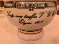 Restaurant Paul Bocuse - Soupe aux truffes noires V.G.E.
