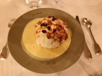 Restaurant Paul Bocuse - Oeufs à la neige Grand-Mère Bocuse Restaurant Paul Bocuse - Oeufs à la neige Grand-Mère Bocuse