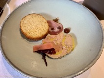 Restaurant Stirwen - Seconde mise en bouche : foie gras et sauce au porto
