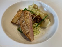 Restaurant Stirwen - Poule faisane rôtie sur le coffre, tortelloni des cuisses, consommé fumé, chou pointu