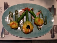Brasserie Toucan Sur Mer - Fleurs de courgettes Brasserie Toucan Sur Mer - Fleurs de courgettes