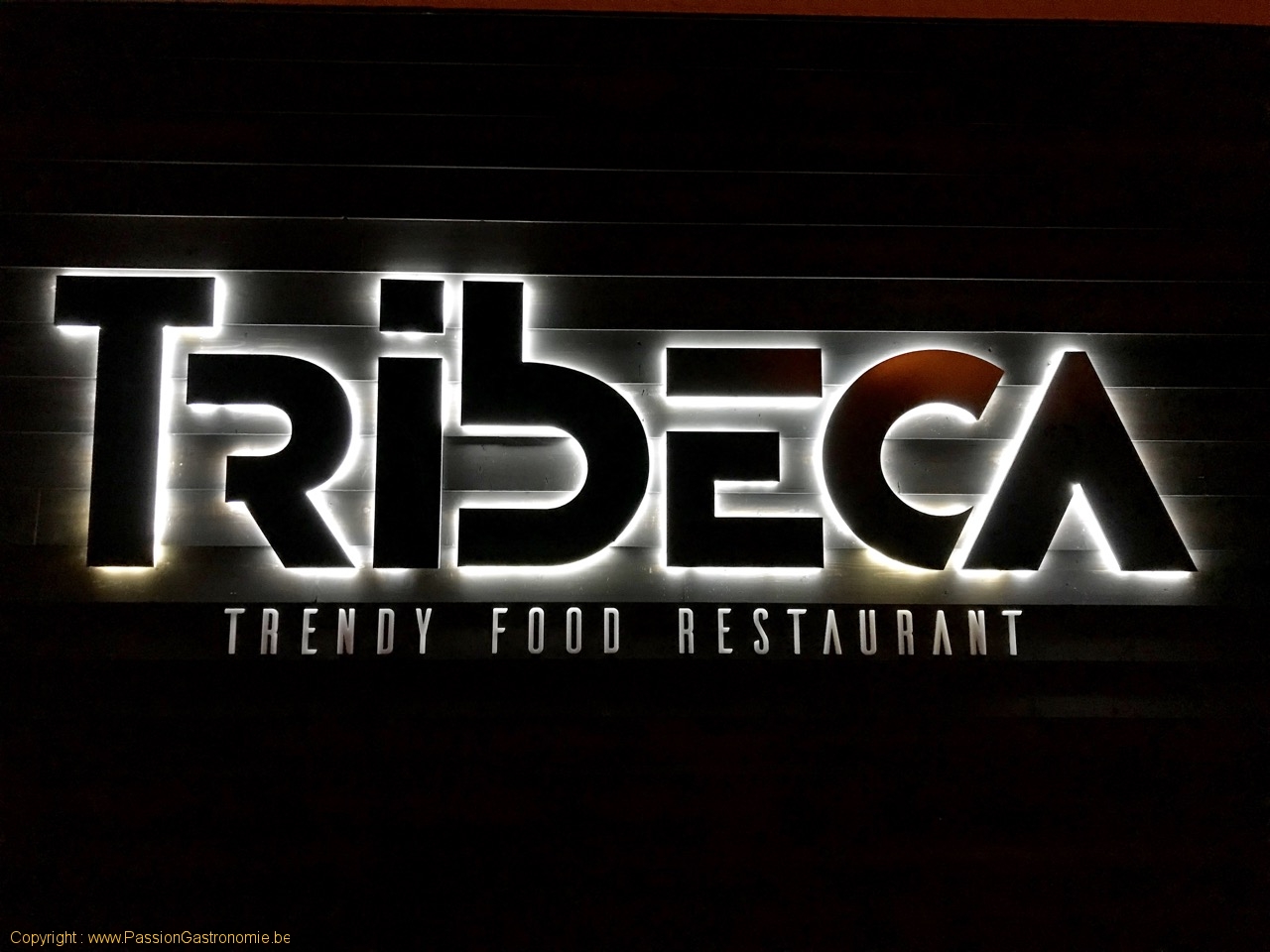 Restaurant Tribeca - Le logo