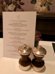 Restaurant Villa Lorraine - Le menu sur table