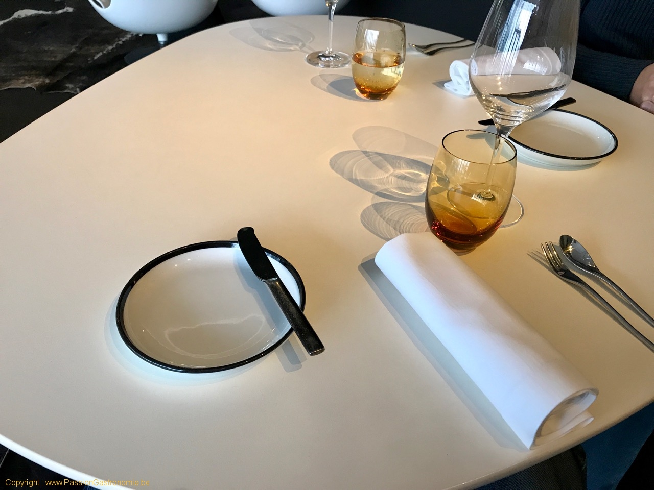 Restaurant WY Bruxelles - La table