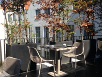 Restaurant WY @ The Mercedes House : terrasse en été Restaurant WY @ The Mercedes House : terrasse en été